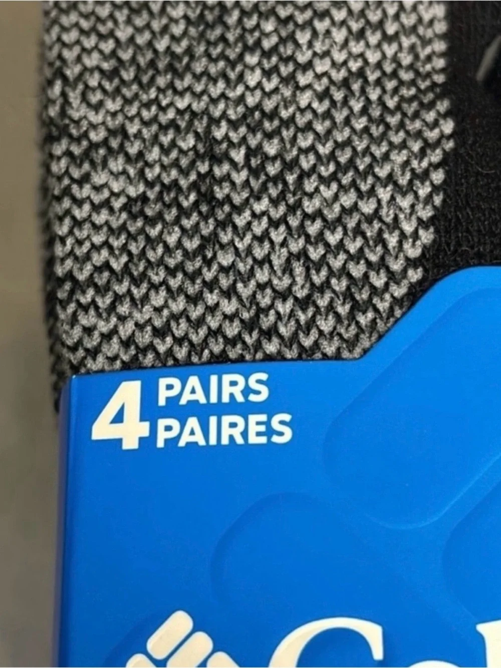 New Columbia Socks Men’s 4 Pairs Black & Gray Wool Blend Crew Sock Casual Active
